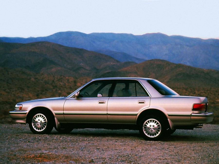  Toyota Cressida 1988 года  (фото 8 из 15)